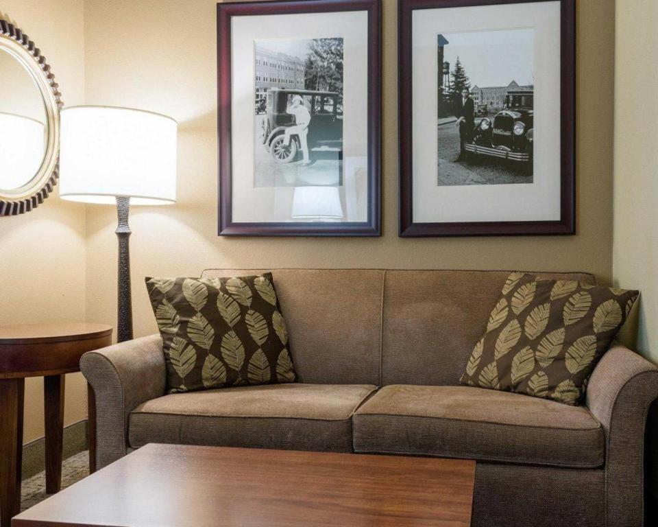Comfort Suites Starkville Dış mekan fotoğraf